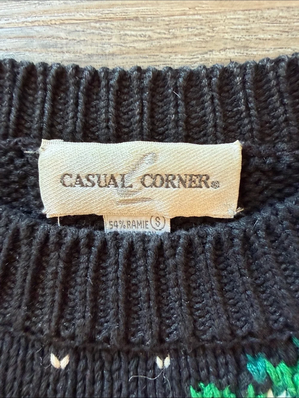 Casual Corner vintage Christmas Crewneck Sweater - Santa & Reindeer sz s